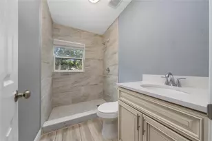 1009 S Ivey Ln, Orlando, FL 32811 - Photo 19