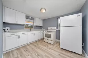 1009 S Ivey Ln, Orlando, FL 32811 - Photo 15