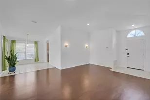 307 Balmoral Ct, Davenport, FL 33896 - Photo 5