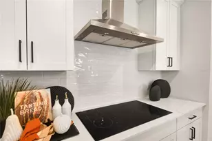 221 Thornberry Wy, Palm Coast, FL 32164 - Photo 5