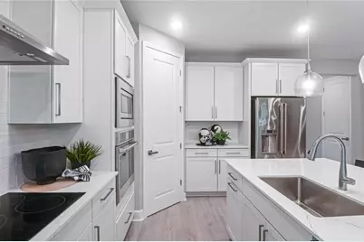 223 Thornberry Way, Palm Coast, FL 32164 - Photo 7