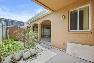 2050 Island Walk Dr, Orlando, FL 32824 - Photo 25