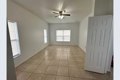 2723 Star Grass Circle, Kissimmee, FL 34746 - Photo 3