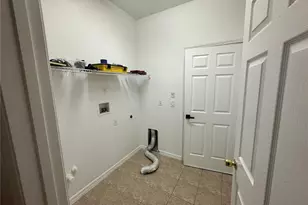 2723 Star Grass Cir, Kissimmee, FL 34746 - Photo 5