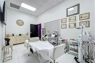 1700 Sand Lake Rd, Orlando, FL 32809 - Photo 33