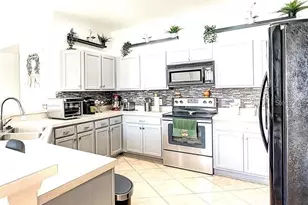 2024 Bearing Ln, Kissimmee, FL 34744 - Photo 3