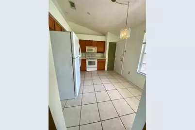 5230 Clarion Oaks Drive, Orlando, FL 32808 - Photo 3