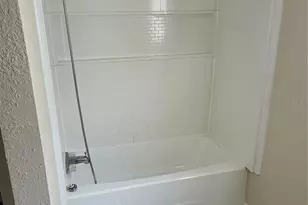 1634 Dolphin Dr, Saint Cloud, FL 34771 - Photo 11