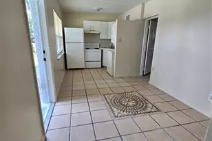 2150 Barbara Dr, Saint Cloud, FL 34771 - Photo 9