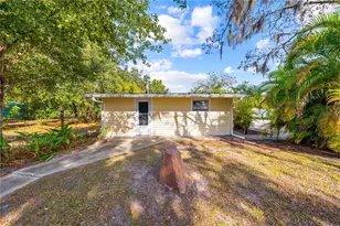 2571 Ames Haven Rd, Kissimmee, FL 34744 - Photo 13