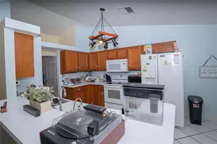 2773 Woodstream Cir, Kissimmee, FL 34743 - Photo 3