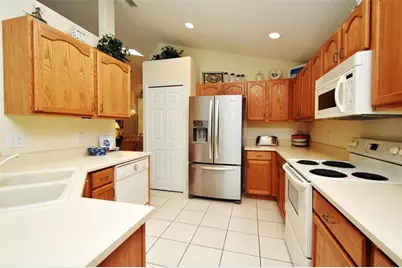 2591 Oneida Loop, Kissimmee, FL 34747 - Photo 17
