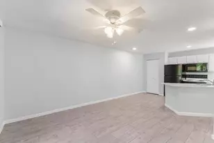 1908 Lake Atriums Cir, Orlando, FL 32839 - Photo 5