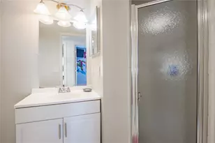 7912 Golden Pond Cir, Kissimmee, FL 34747 - Photo 23