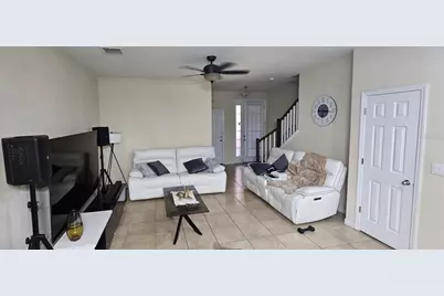 9637 Silver Buttonwood Street, Orlando, FL 32832 - Photo 5