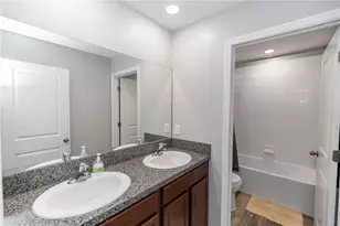 7412 Pearly Everlasting Ave, Tampa, FL 33619 - Photo 21