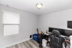 7412 Pearly Everlasting Ave, Tampa, FL 33619 - Photo 17