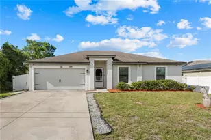 8 Orchid Ct, Kissimmee, FL 34759 - Photo 1