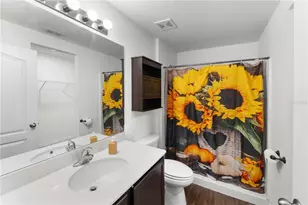 8 Orchid Ct, Kissimmee, FL 34759 - Photo 5