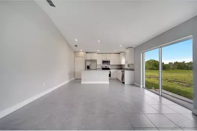 549 Viceroy Court, Kissimmee, FL 34758 - Photo 5