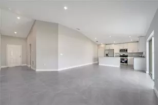 549 Viceroy Ct, Kissimmee, FL 34758 - Photo 3