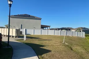 636 Autumn Stream Dr St, Auburndale, FL 33823 - Photo 3