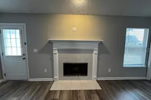 8520 Star Leaf Ct, Jacksonville, FL 32210 - Photo 9