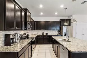 2191 Lelani Cir, Davenport, FL 33897 - Photo 13