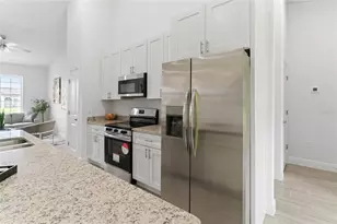 7985 Magnolia Bend Ct, Kissimmee, FL 34747 - Photo 7