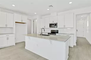 1693 Crooked Crk St, Saint Cloud, FL 34772 - Photo 3