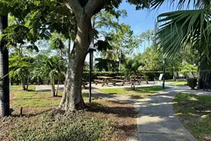 5124 Conroy Rd, Orlando, FL 32811 - Photo 9