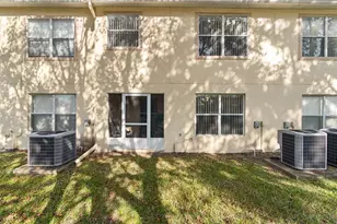 2896 Club Cortile Cir, Kissimmee, FL 34746 - Photo 25