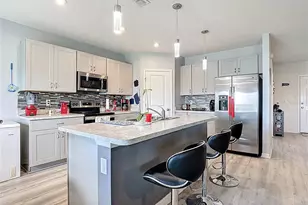 402 Quarry Rock Cir, Kissimmee, FL 34758 - Photo 19