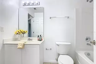 2760 Club Cortile Cir, Kissimmee, FL 34746 - Photo 23