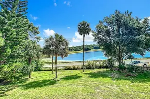 909 1/2 Valentina Dr, Dundee, FL 33838 - Photo 45