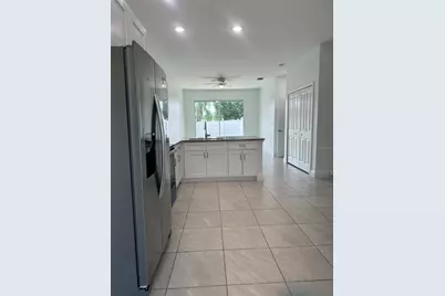 810 Glastonbury Dr, Kissimmee, FL 34758 - Photo 11