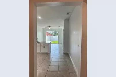 810 Glastonbury Dr, Kissimmee, FL 34758 - Photo 7