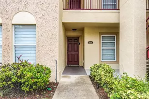 2810 Club Cortile Cir, Kissimmee, FL 34746 - Photo 5