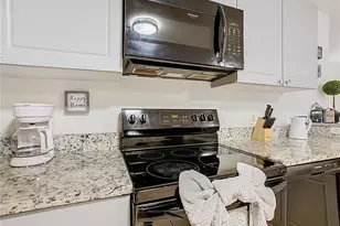 2810 Club Cortile Cir, Kissimmee, FL 34746 - Photo 11