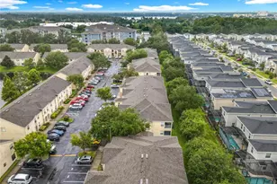 2810 Club Cortile Cir, Kissimmee, FL 34746 - Photo 55