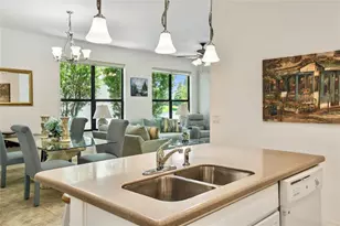 3390 Fallbrook Dr, Kissimmee, FL 34759 - Photo 11