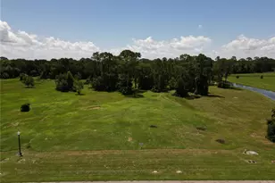 3618 Hidden River Ln, Tavares, FL 32778 - Photo 1