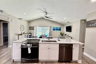 406 Nevada Loop Rd, Davenport, FL 33897 - Photo 5