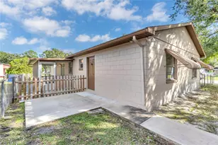 1305 Mill Creek Pl, Kissimmee, FL 34744 - Photo 5