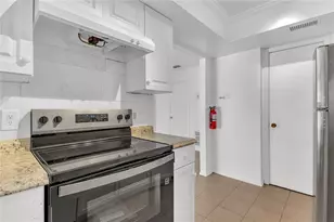 1305 Mill Creek Pl, Kissimmee, FL 34744 - Photo 13