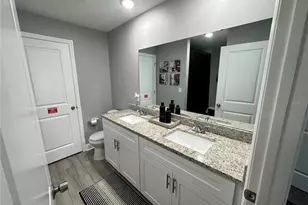 943 Derbyshire Dr, Kissimmee, FL 34758 - Photo 9