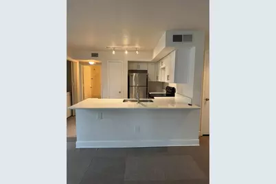7280 Westpointe Boulevard #823, Orlando, FL 32835 - Photo 3