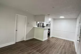 238 Afton Square, Altamonte Springs, FL 32714 - Photo 7