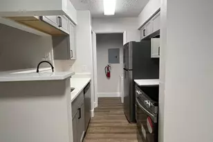 238 Afton Square, Altamonte Springs, FL 32714 - Photo 9