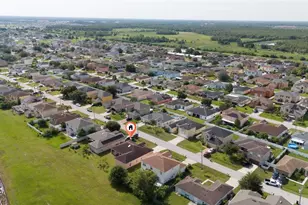 357 Aldershot Ct, Kissimmee, FL 34758 - Photo 7